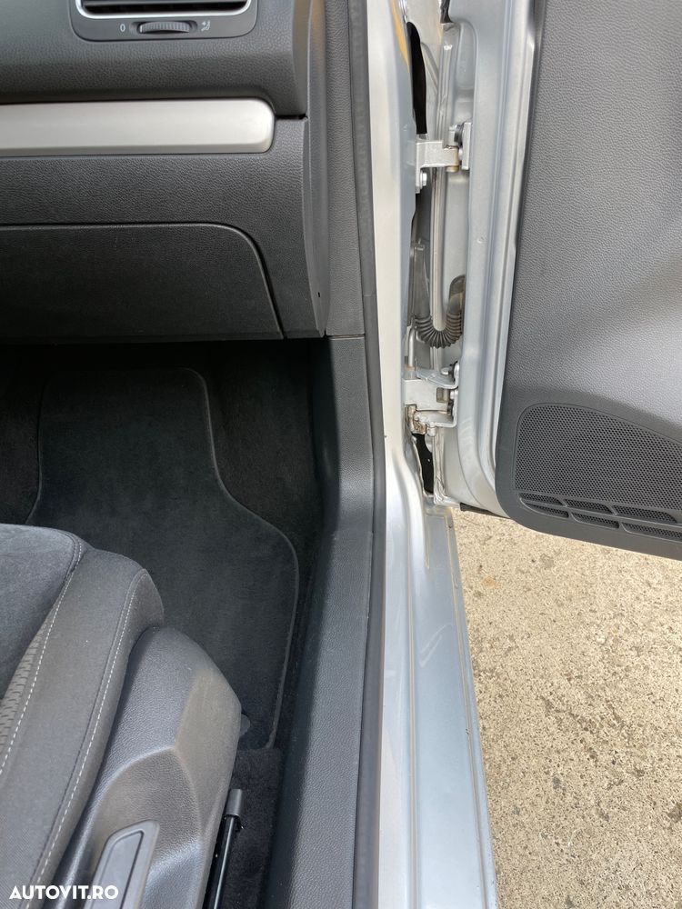 Volkswagen Golf - 16