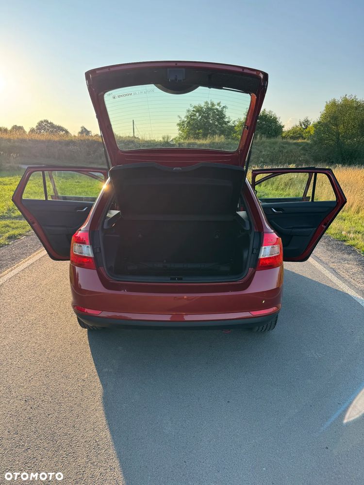 Skoda RAPID 1.2 TSI Ambition - 22