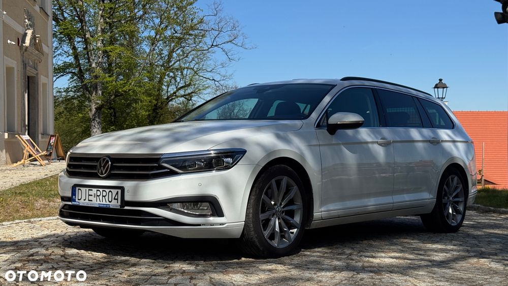 Volkswagen Passat - 2