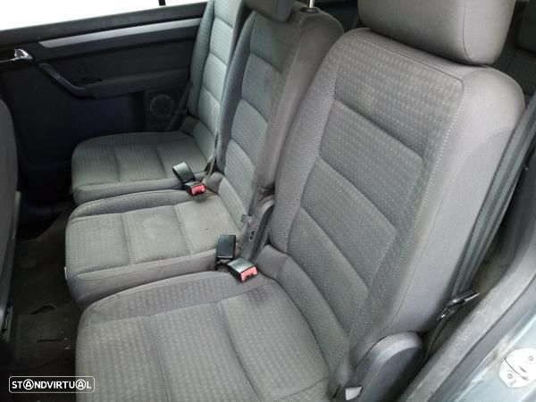 Para peças VOLKSWAGEN Touran (1T) - 18