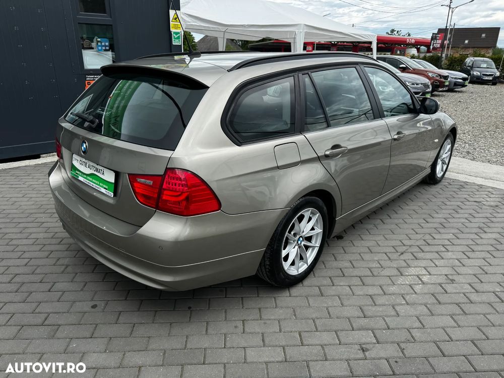 BMW Seria 3 320d DPF Aut. M Sport Edition - 4
