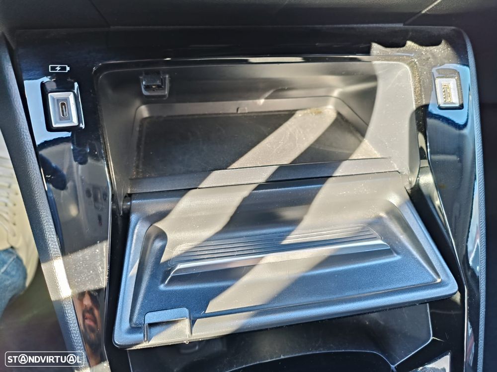 Peugeot e-208 Active Pack - 19