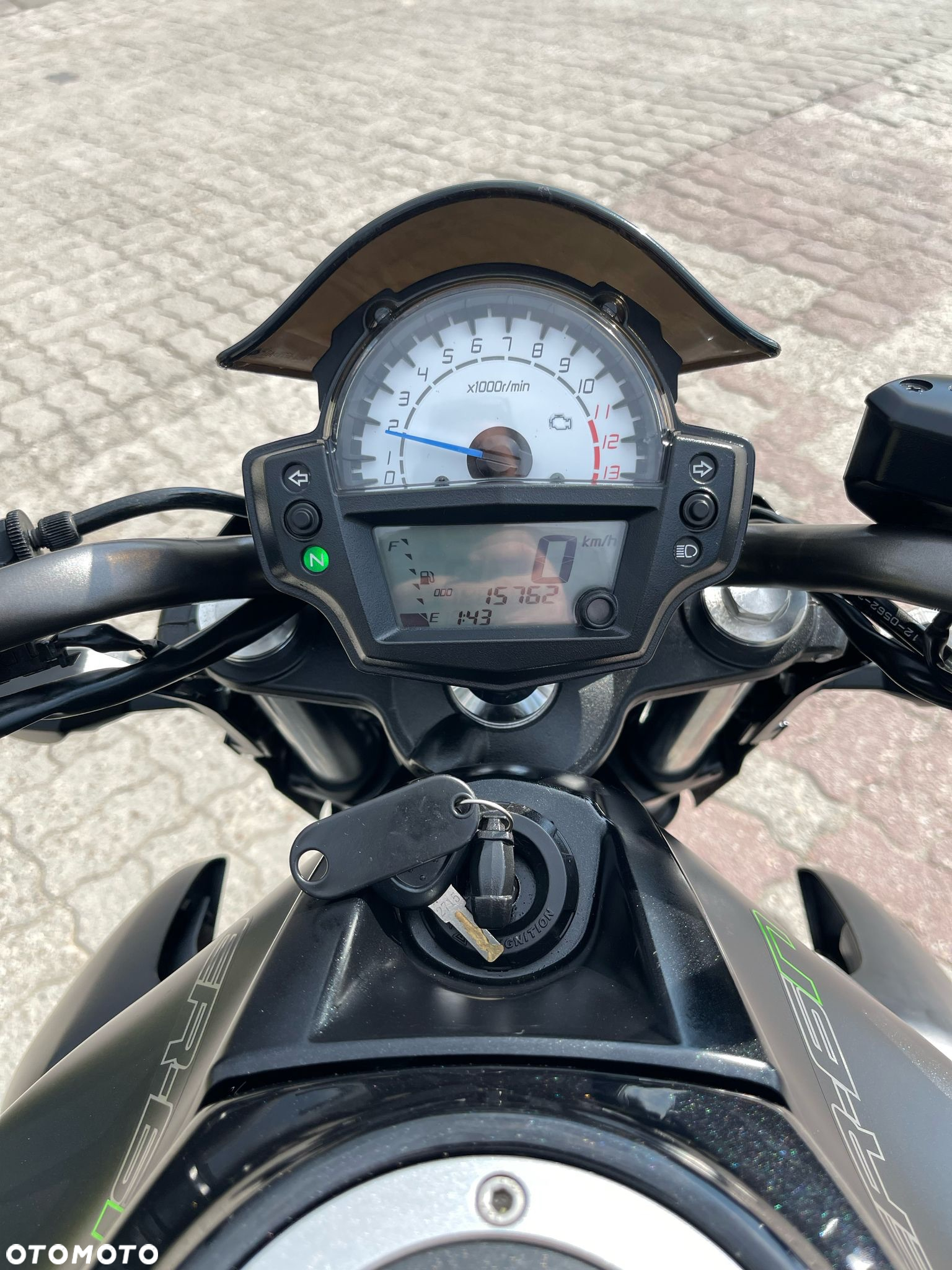 Kawasaki ER - 8