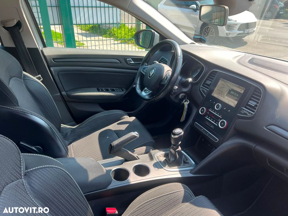 Renault Megane 1.5 dCi Expression - 11