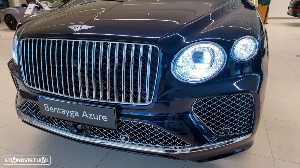 Bentley Bentayga V8 Azure - 3