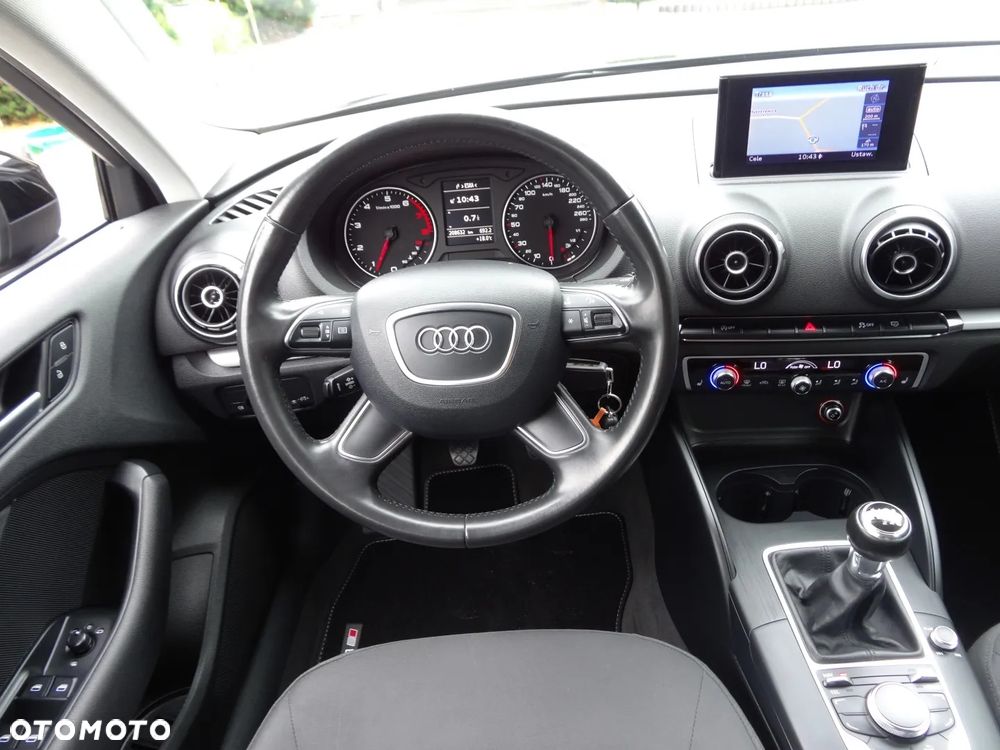 Audi A3 Sportback 1.4 TFSI Ambition - 19