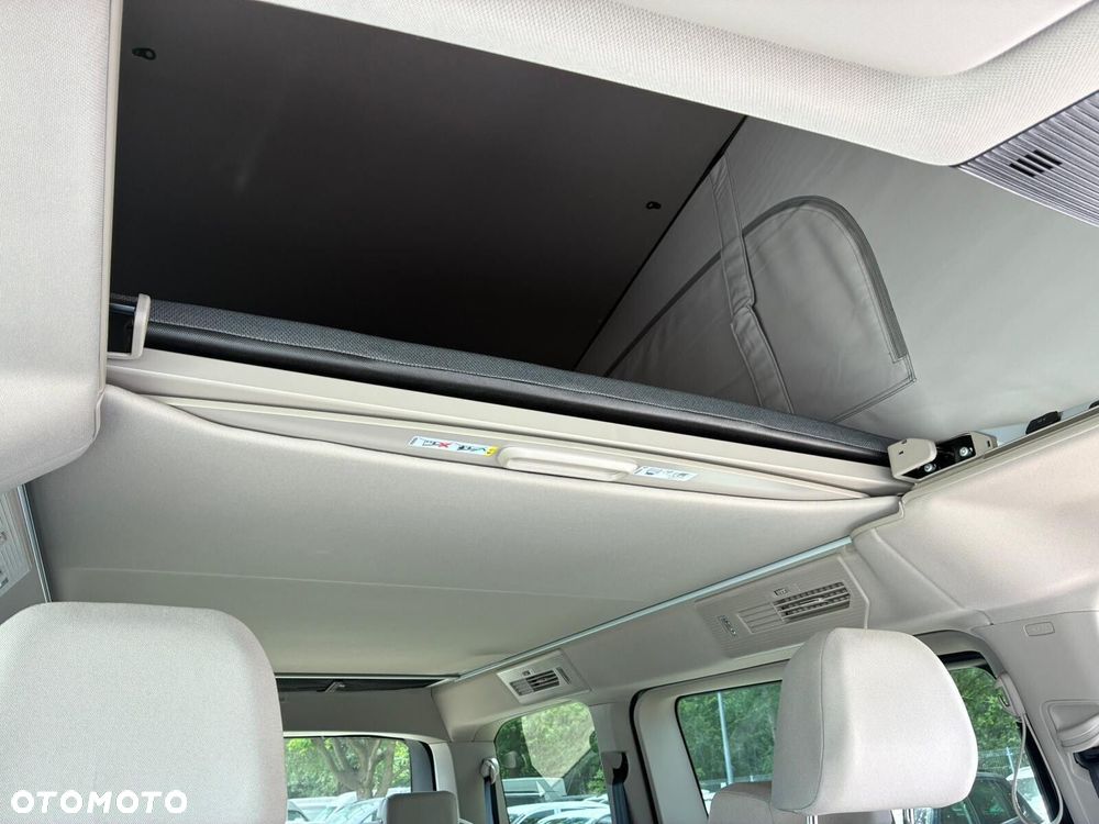 Volkswagen California - 34