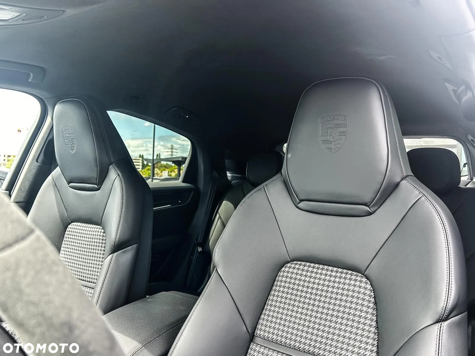 Porsche Cayenne - 10