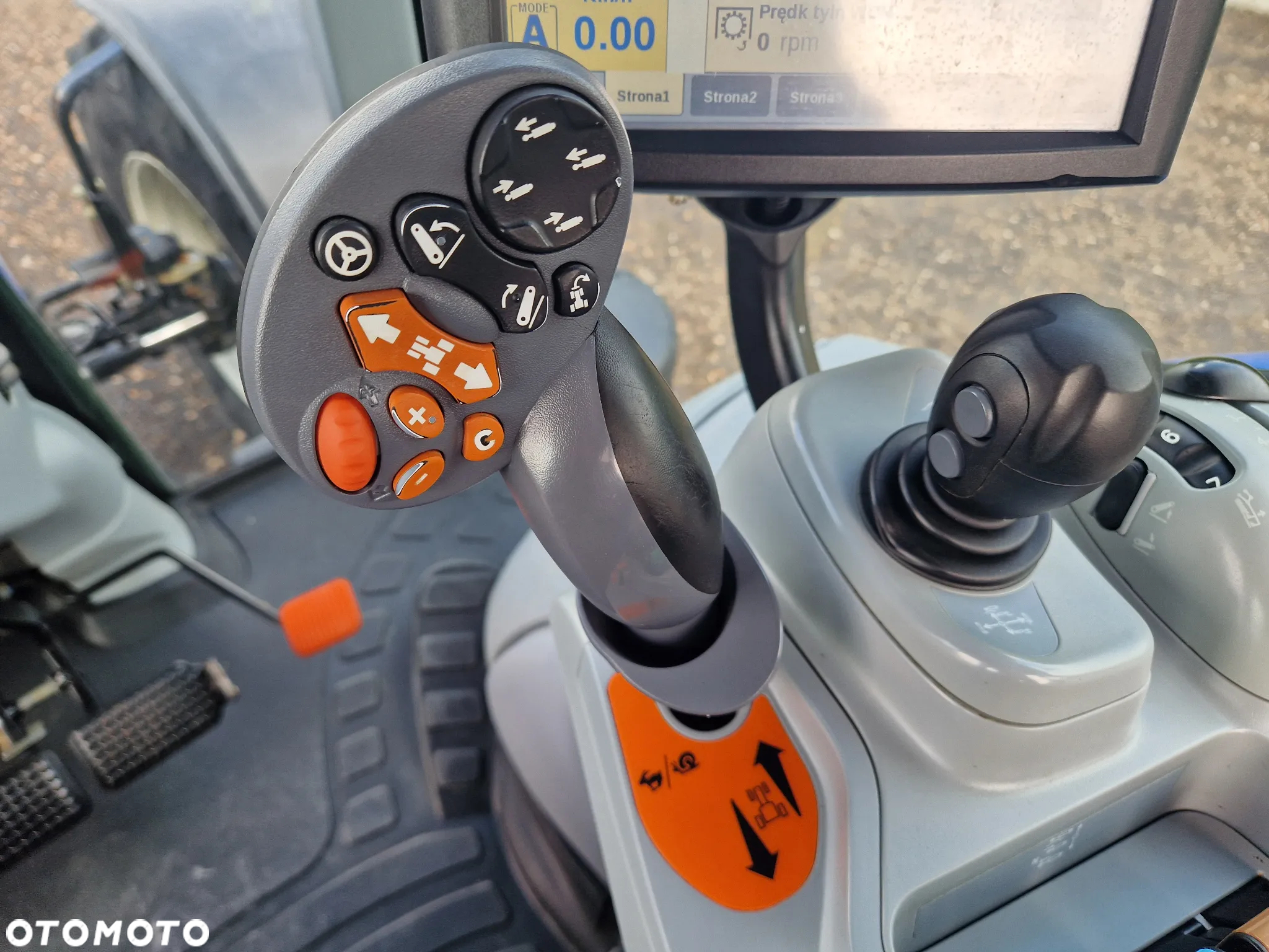 New Holland T7.200 AUTOCOMMAND - 9