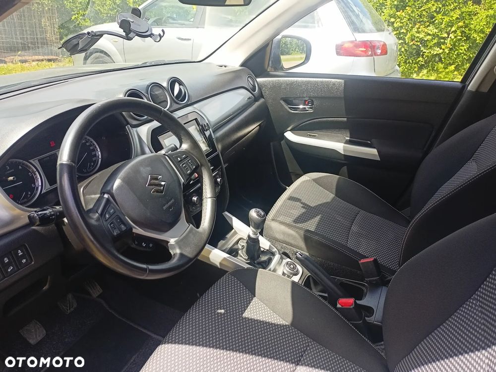 Suzuki Vitara 1.6 DDiS (4x4) Allgrip Comfort - 11