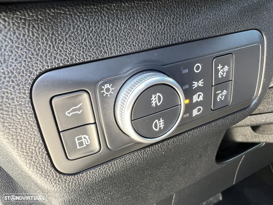 Ford Kuga 2.5 PHEV ST-Line X - 18