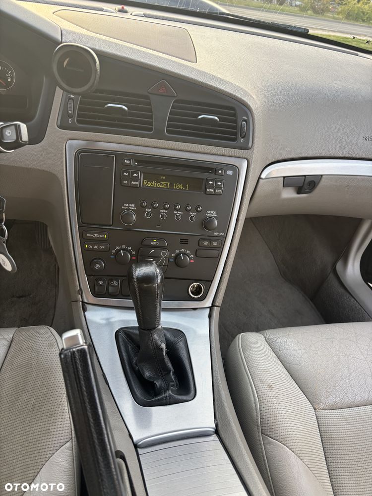 Volvo S60 2.4D Summum - 12