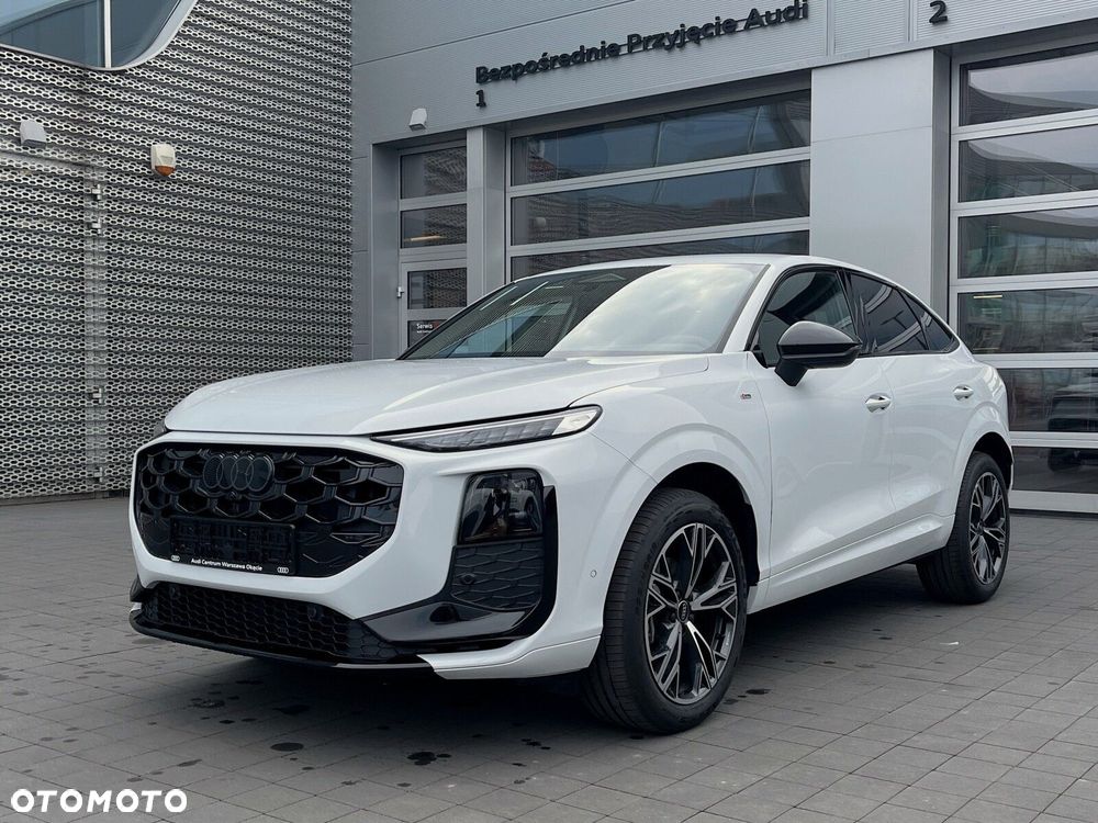 Audi Q3 Sportback - 13