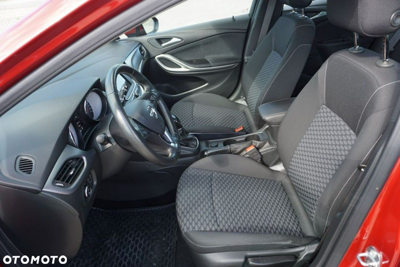 Opel Astra - 9
