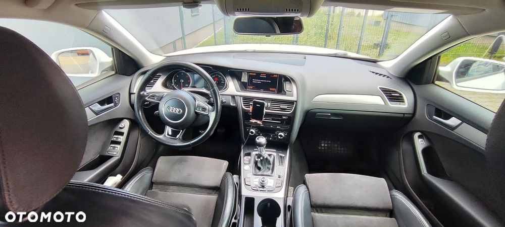 Audi A4 Avant 2.0 TDI - 8