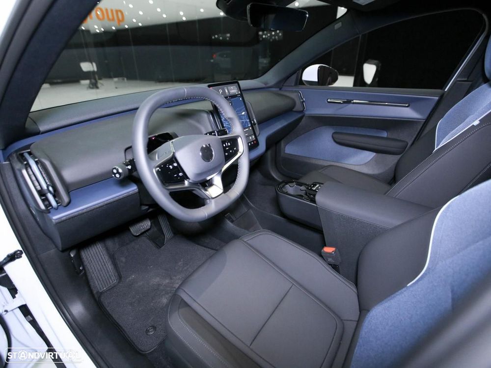 Volvo EX30 51 kWh Single Motor Core - 6