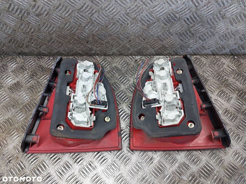 LAMPA LEWY TYŁ + PRAWY TYŁ PASSAT B5 FL LIFT SEDAN 3B5945095AE 3B5945096AE - 9