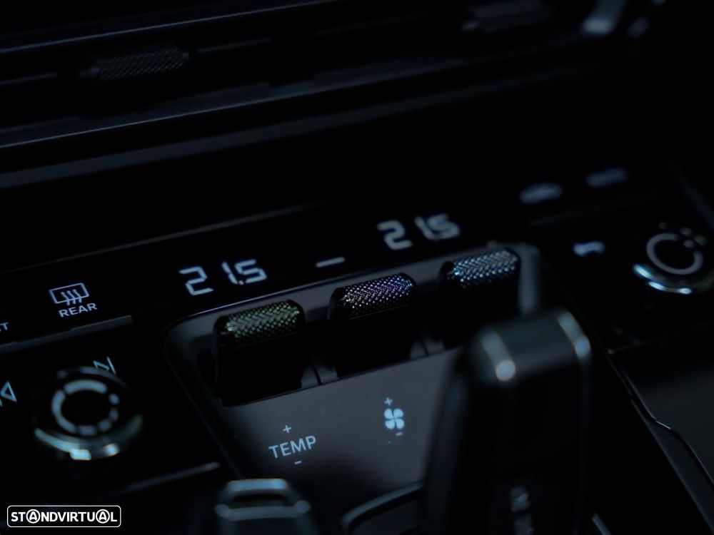 Porsche 911 Turbo S PDK — fotografia 31