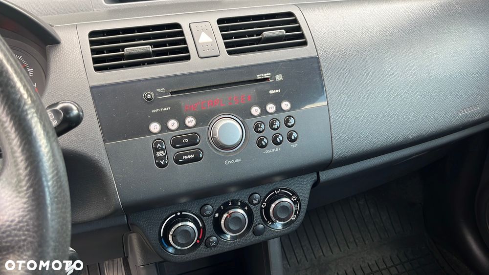 Suzuki Swift - 10