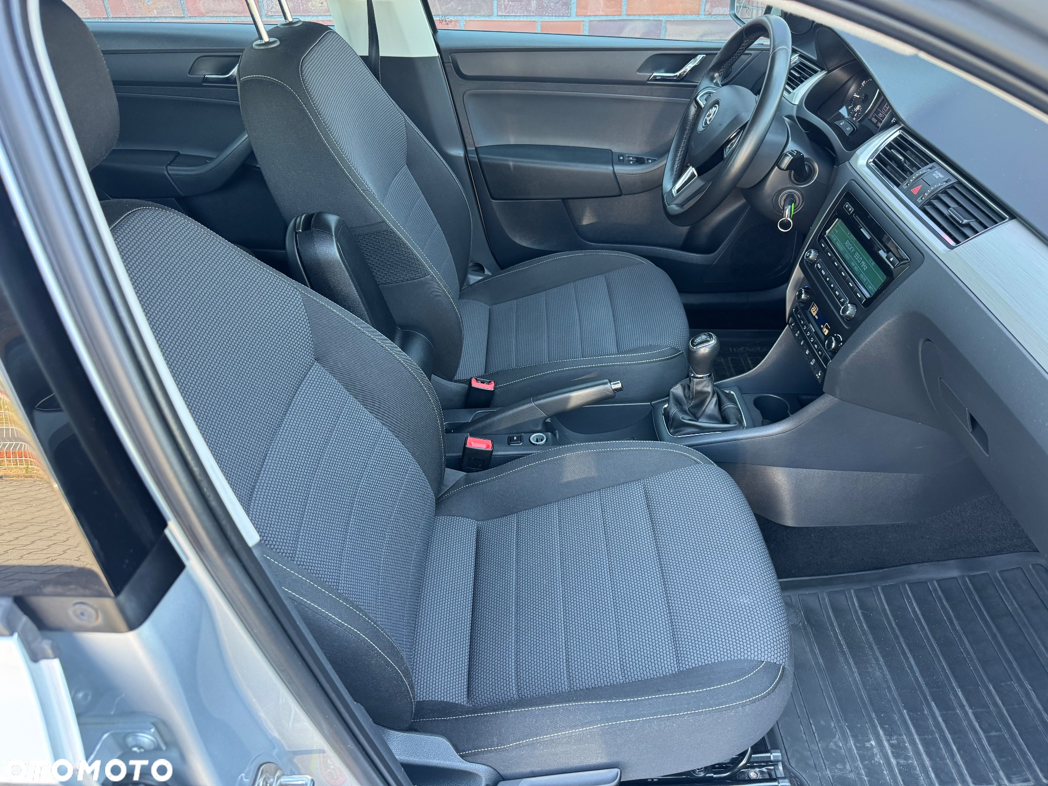 Skoda RAPID 1.2 TSI Elegance - 20