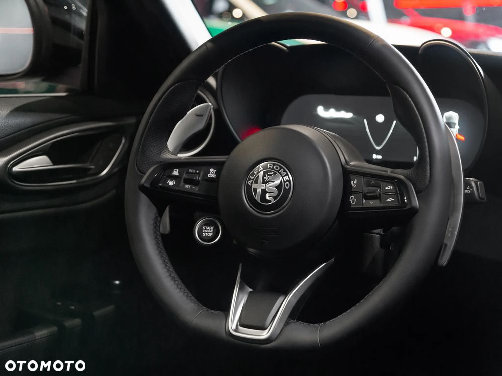 Alfa Romeo Giulia 2.2 D Turbo Veloce Q4 - 11