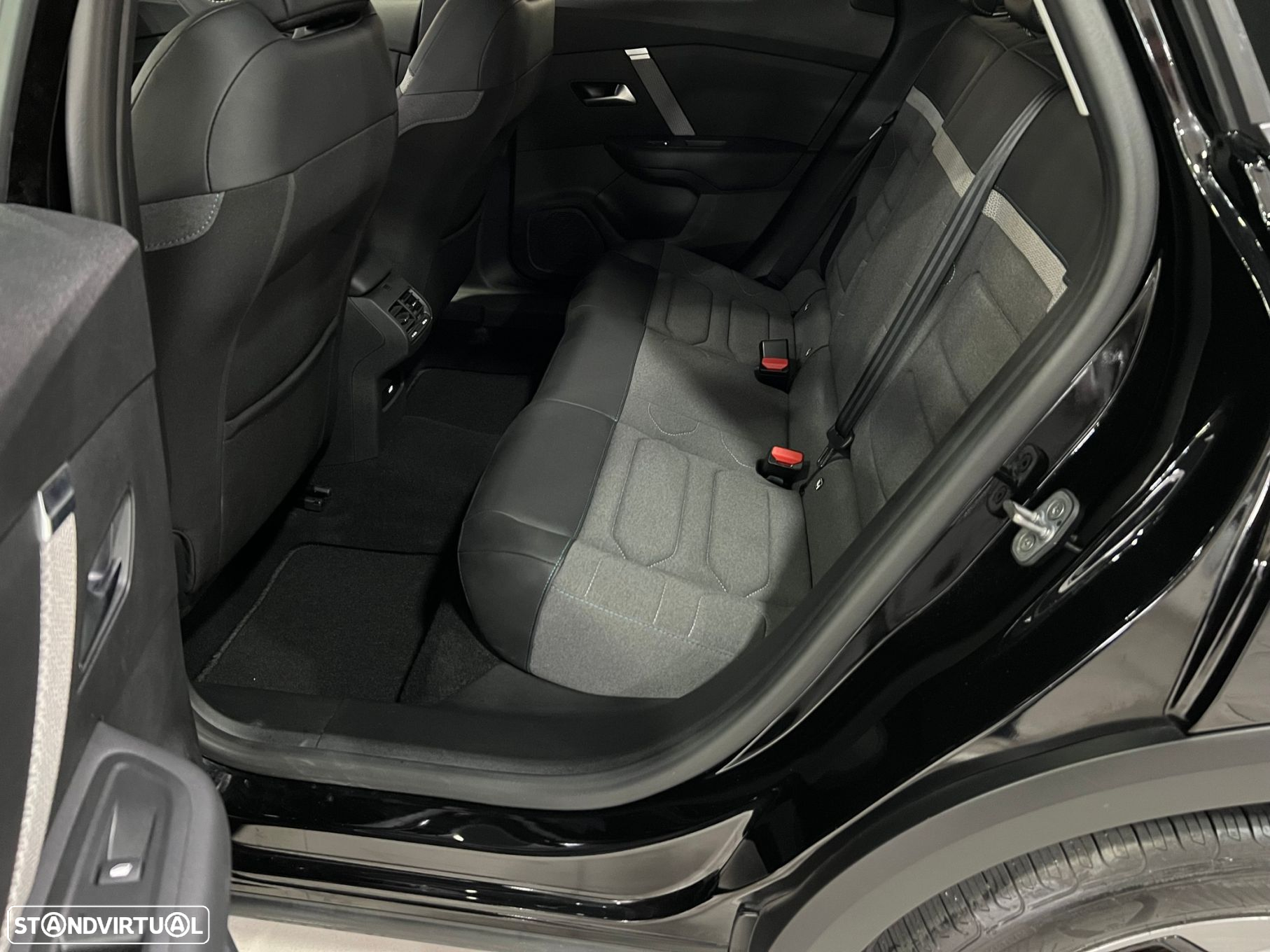 Citroën C4 1.2 PureTech Feel Pack - 13