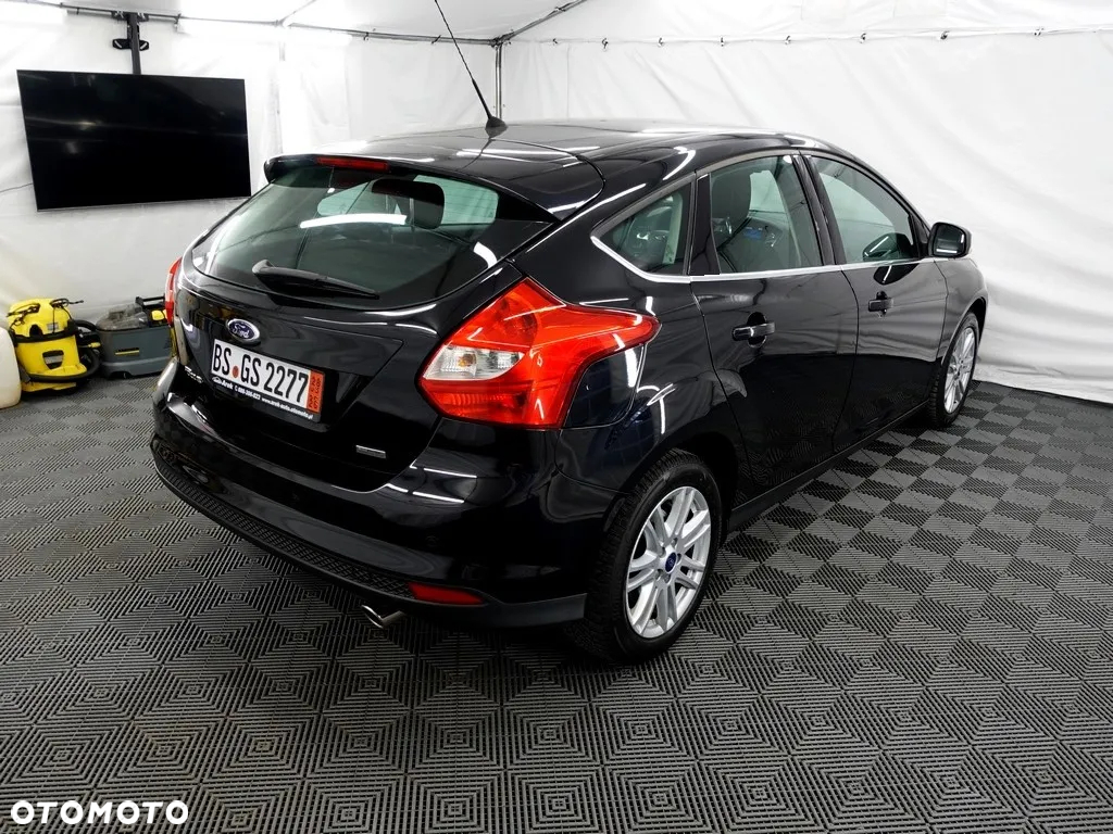 Ford Focus 1.6 EcoBoost Titanium - 4