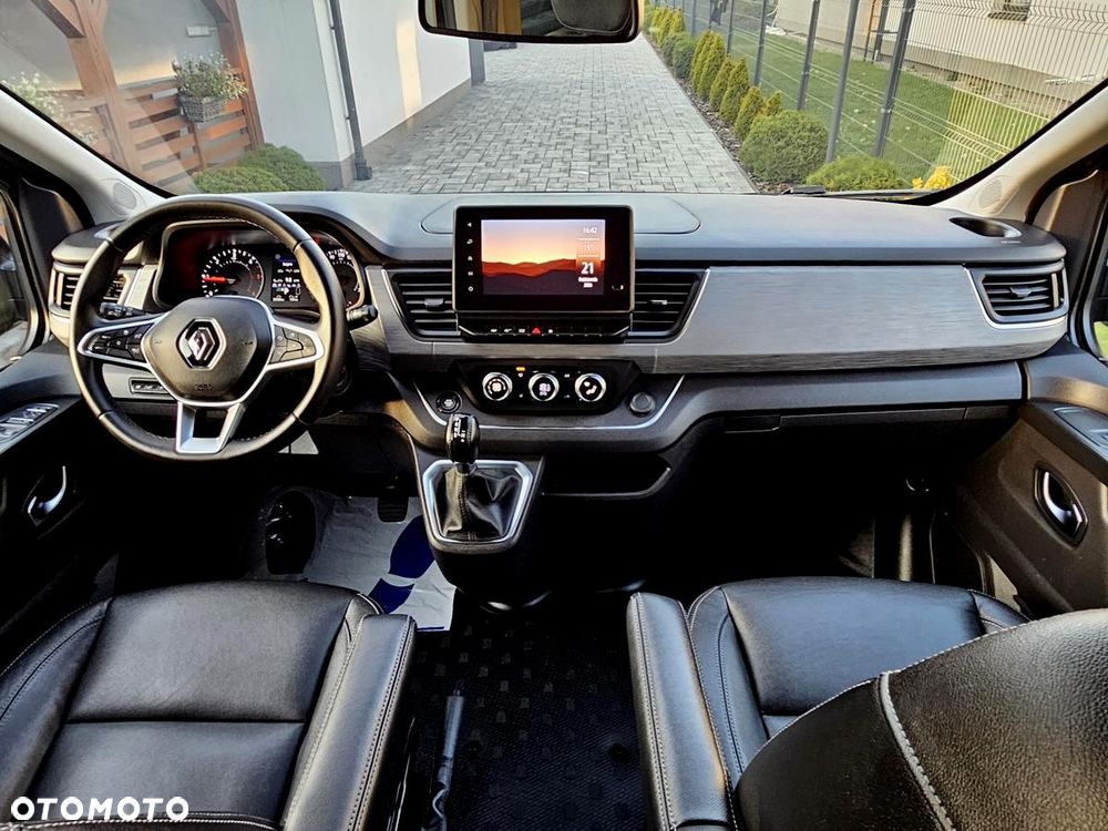 Renault Trafic Grand 2.0 dCi EDC - 20