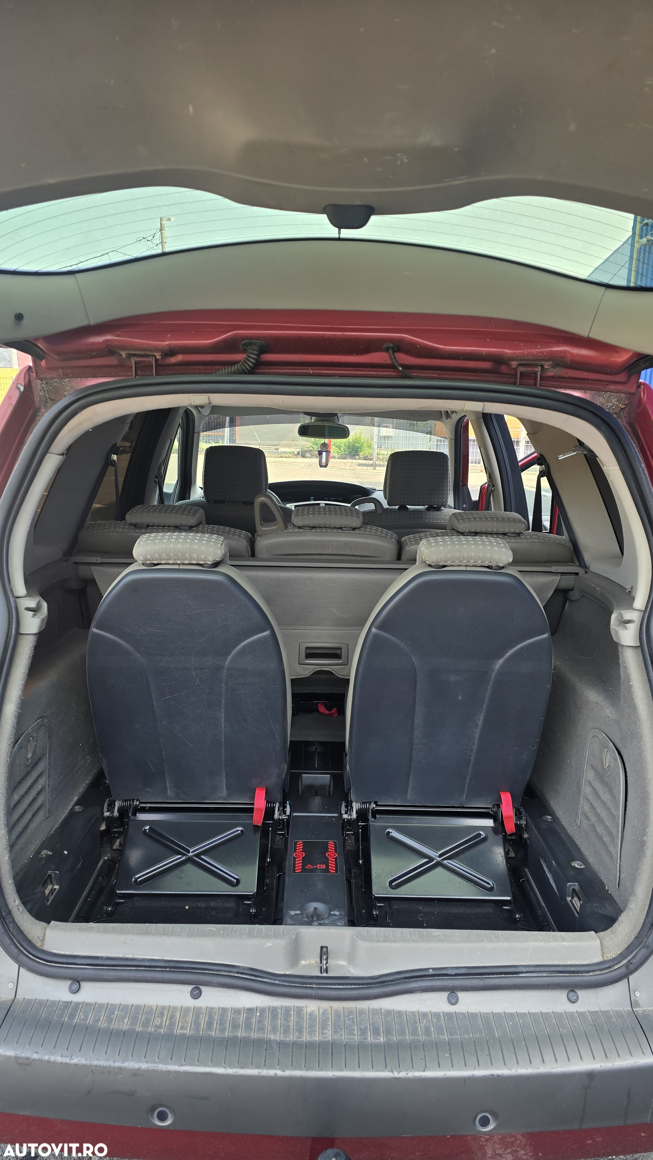 Renault Scenic II 1.9dCi Privilege - 6
