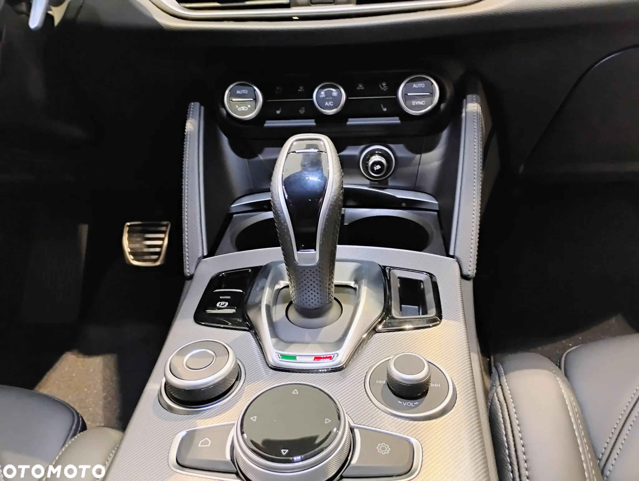 Alfa Romeo Stelvio 2.0 Turbo Veloce Q4 - 22