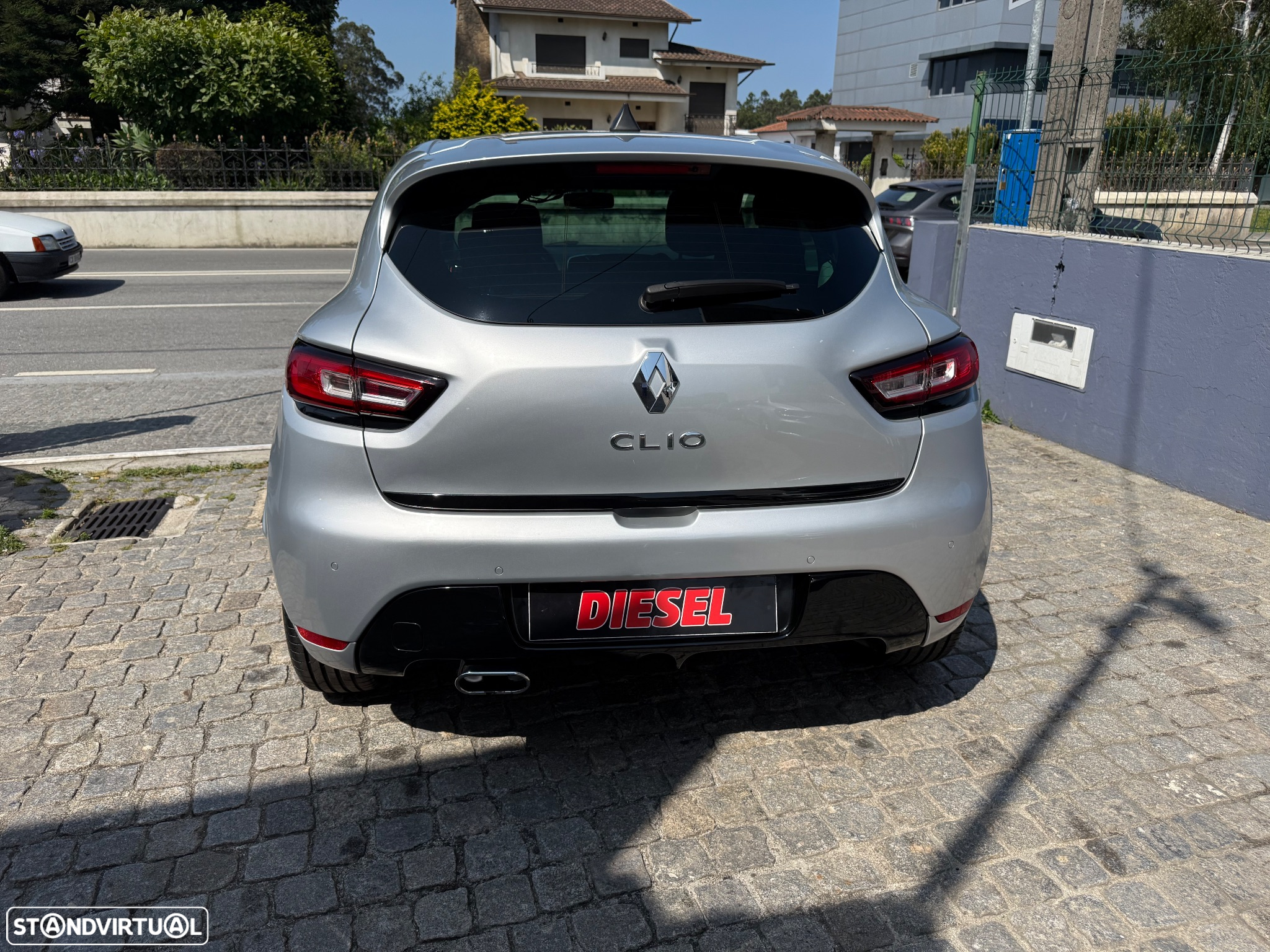 Renault Clio 1.5 dCi Dynamique S - 9