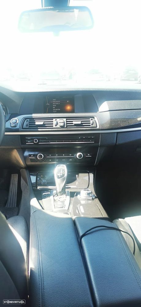 BMW 520 d Exclusive Auto 129g - 5