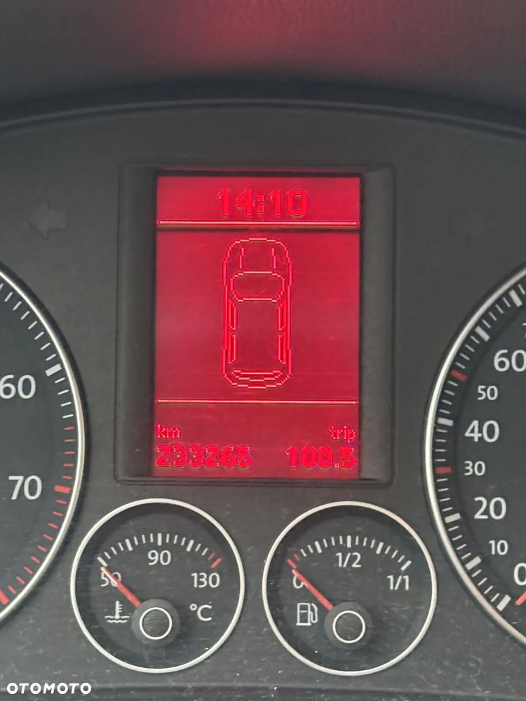 Volkswagen Golf 1.6 Comfortline - 9