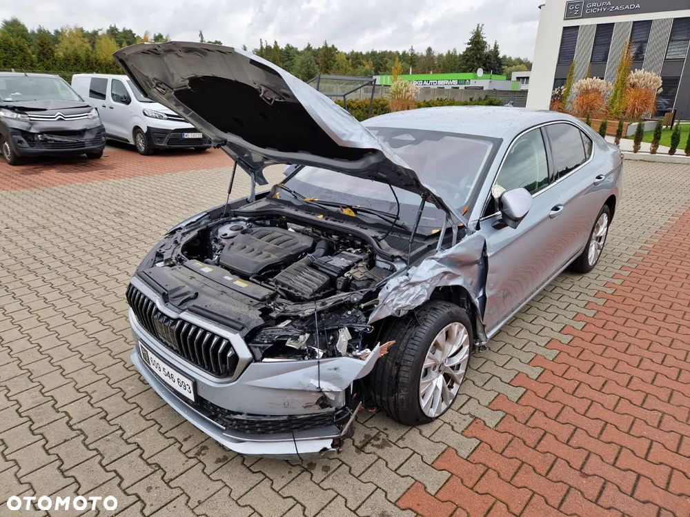 Skoda Superb 2.0 TSI Selection DSG - 10