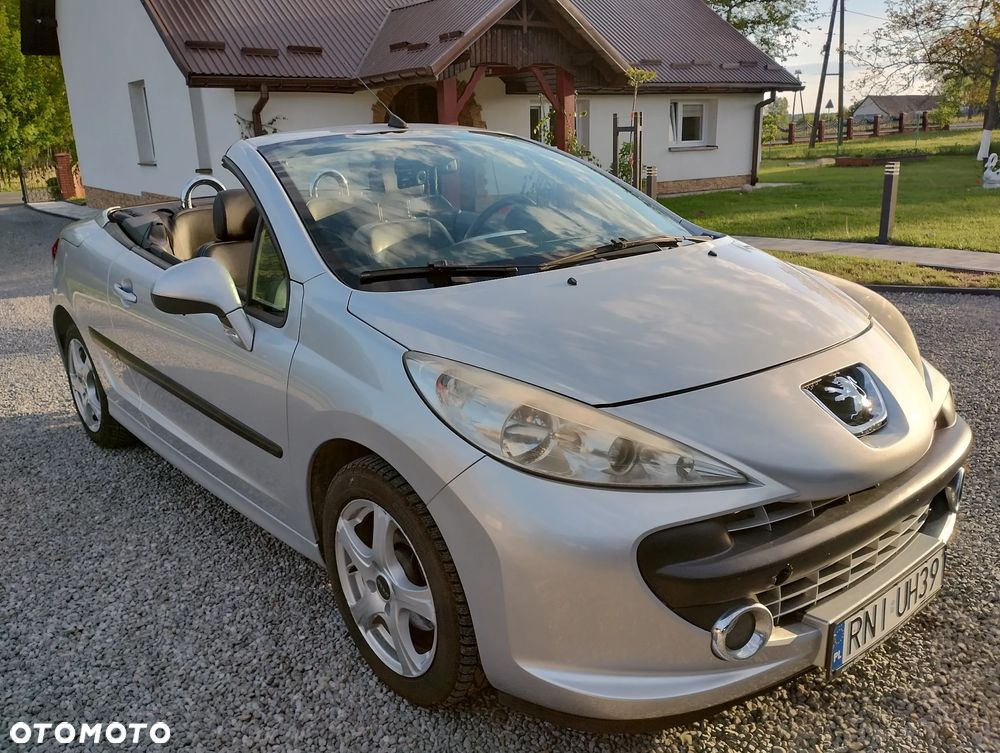 Peugeot 207 CC - 2