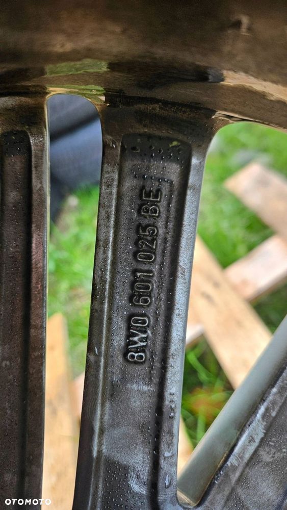 felga aluminiowa audi a4 a5 8w 19'' 8,5j et 40 5x112 8w0601025be - 8