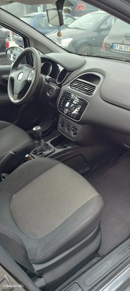Fiat Punto 1.3 M-Jet Easy S&S - 9