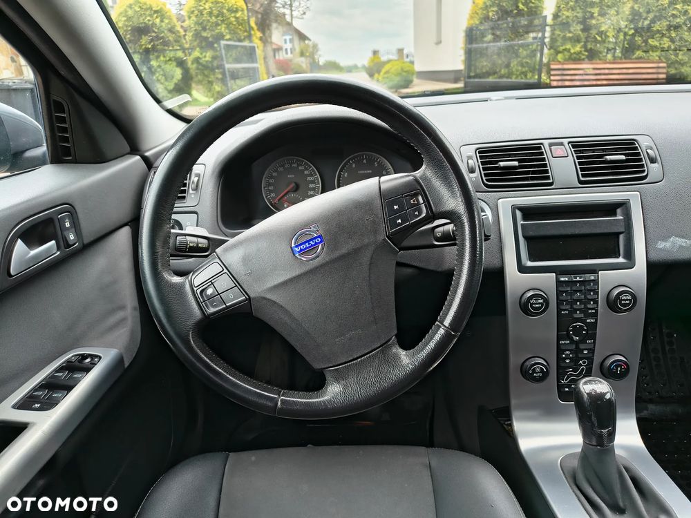 Volvo S40 2.4 Momentum - 17