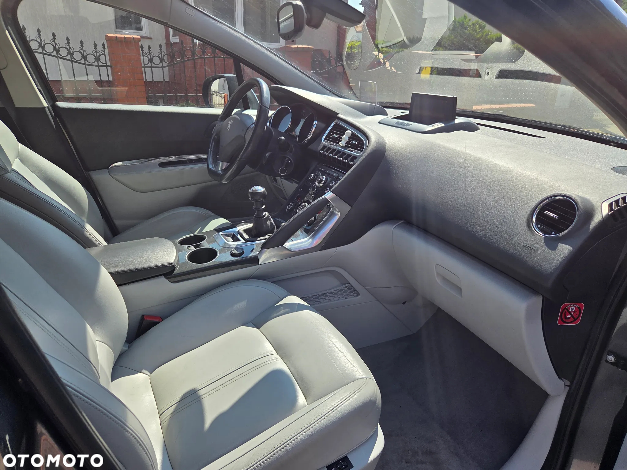 Peugeot 3008 1.6 Premium+ - 33