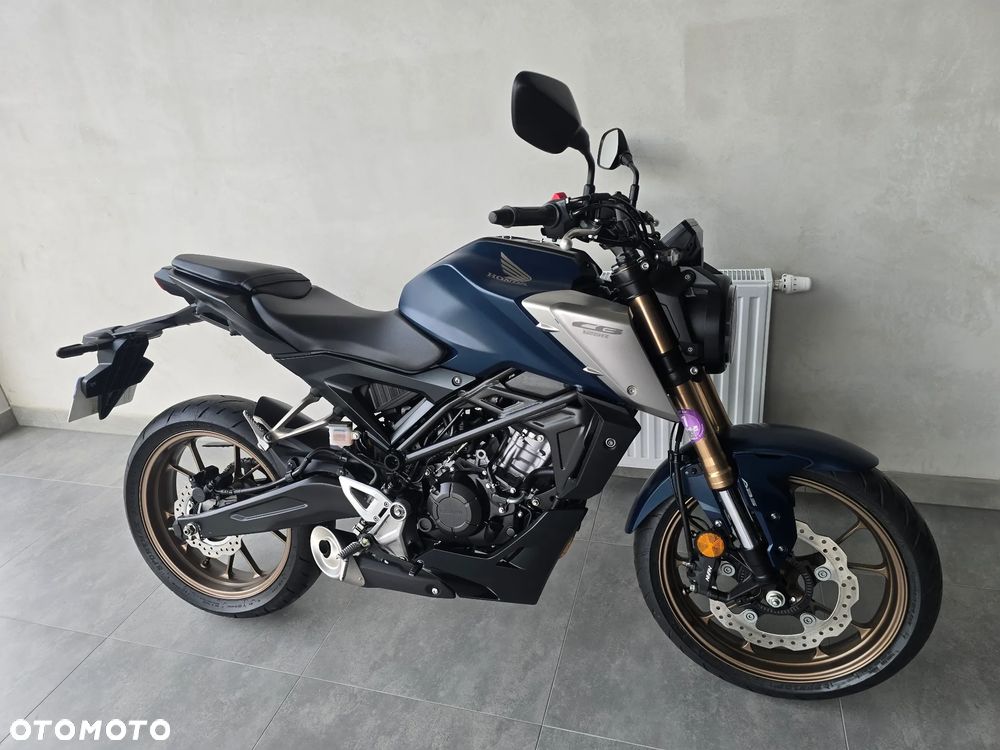Honda CB - 24