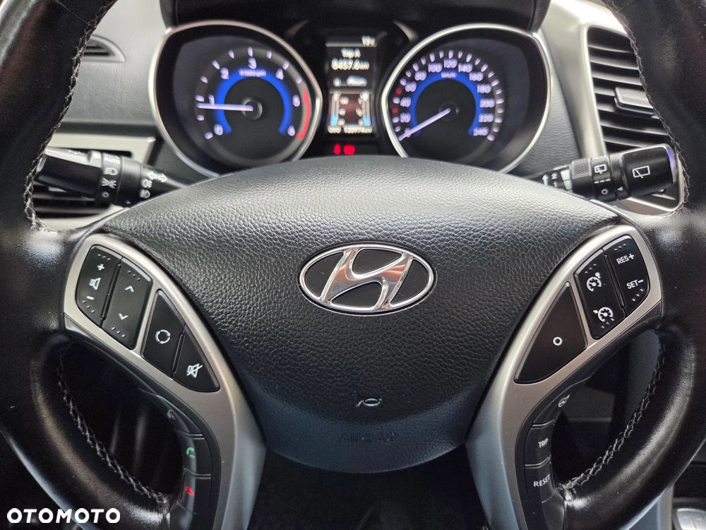 Hyundai i30 i30cw 1.6 CRDi Trend - 13