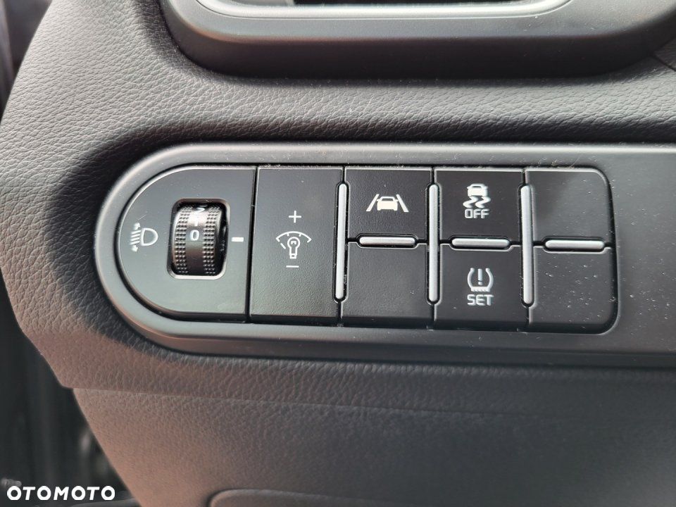 Kia Ceed - 19