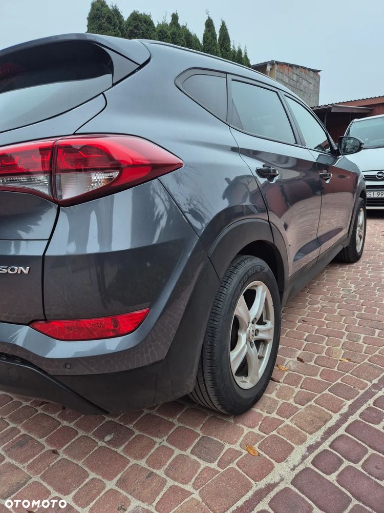 Hyundai Tucson 1.7 CRDI BlueDrive Comfort 2WD - 12