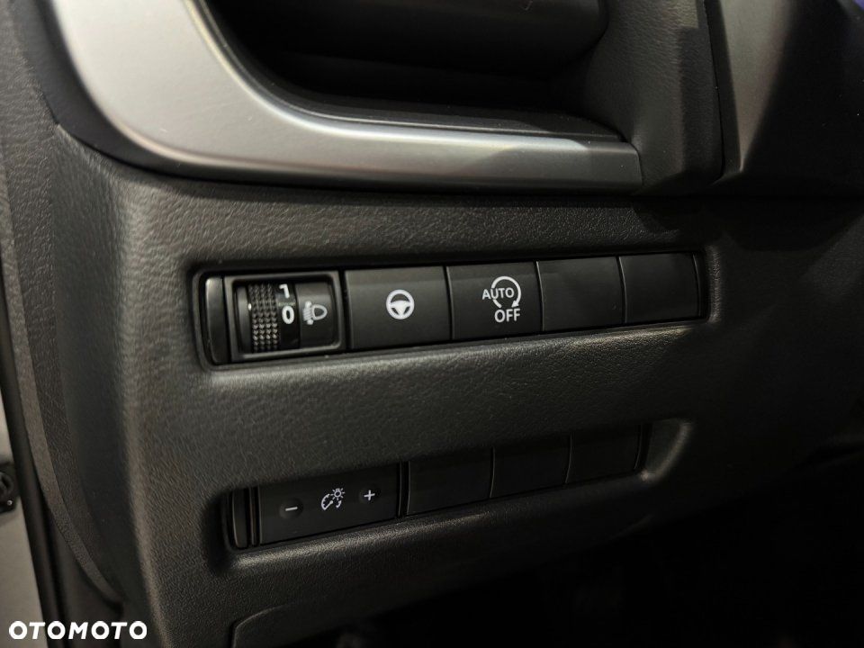Nissan Qashqai - 12