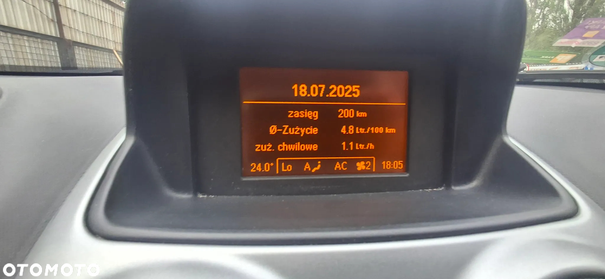 Opel Corsa 1.4 16V Active - 22