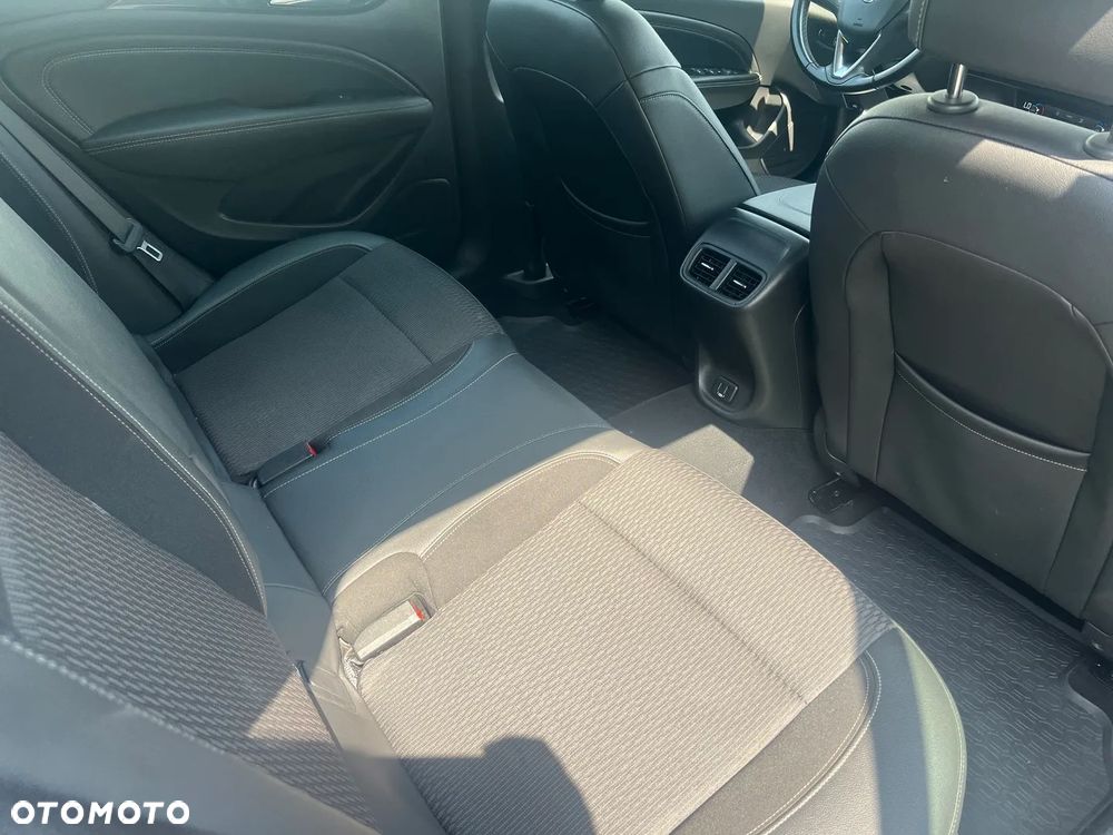 Opel Insignia 2.0 CDTI 4x4 Enjoy S&S - 32