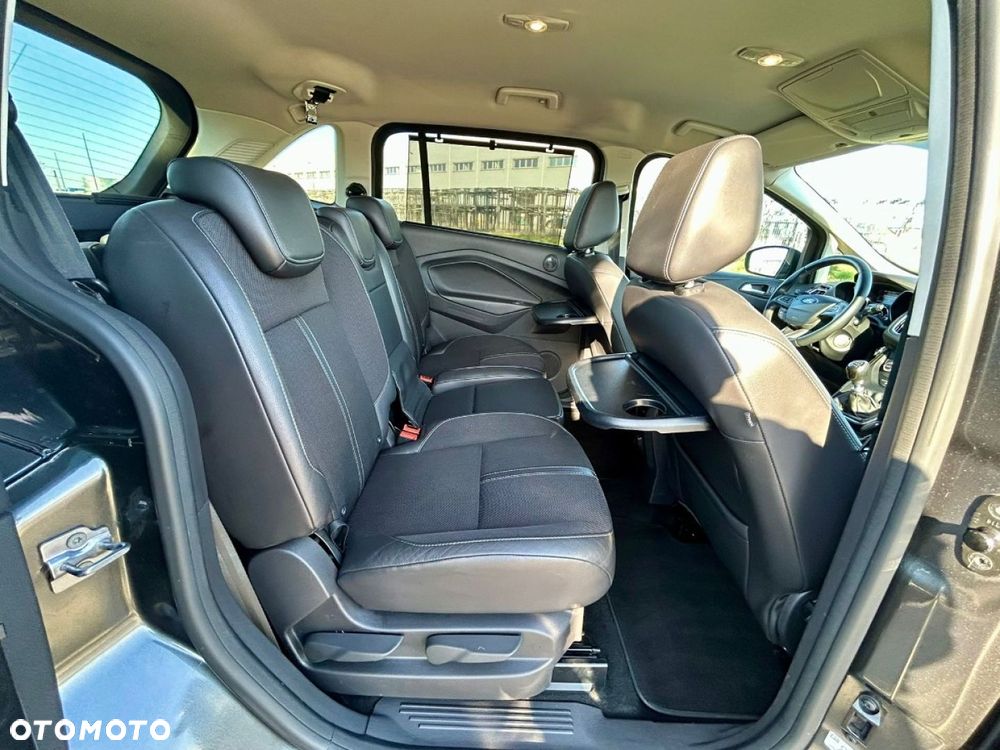 Ford Grand C-MAX - 15