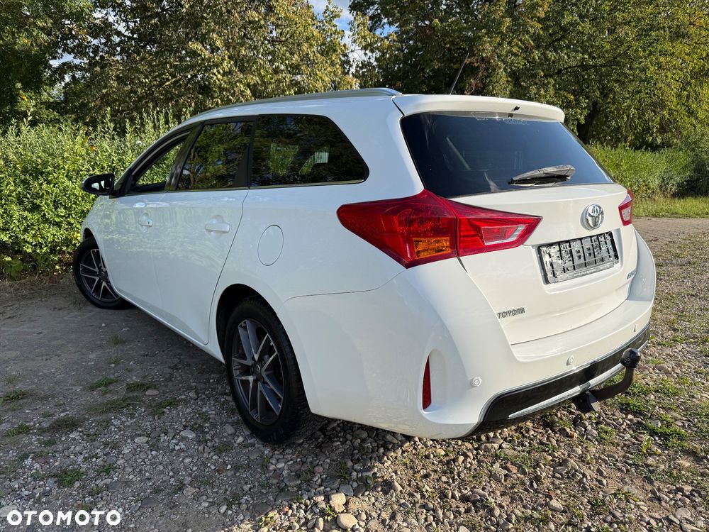 Toyota Auris 2.0 D-4D Edition - 5