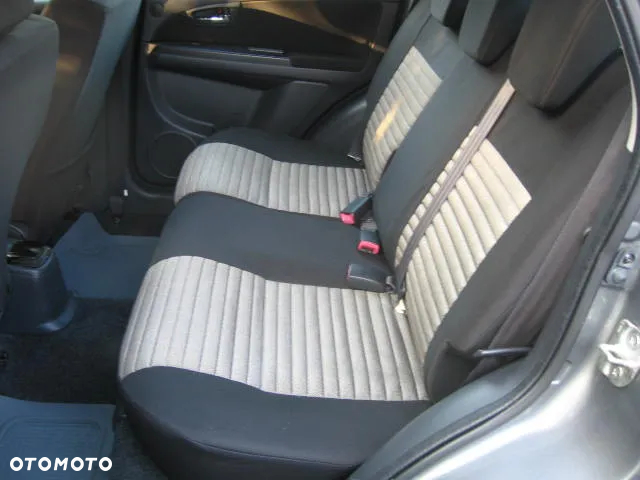 Fiat Sedici 1.6 16V 4x4 Emotion - 17