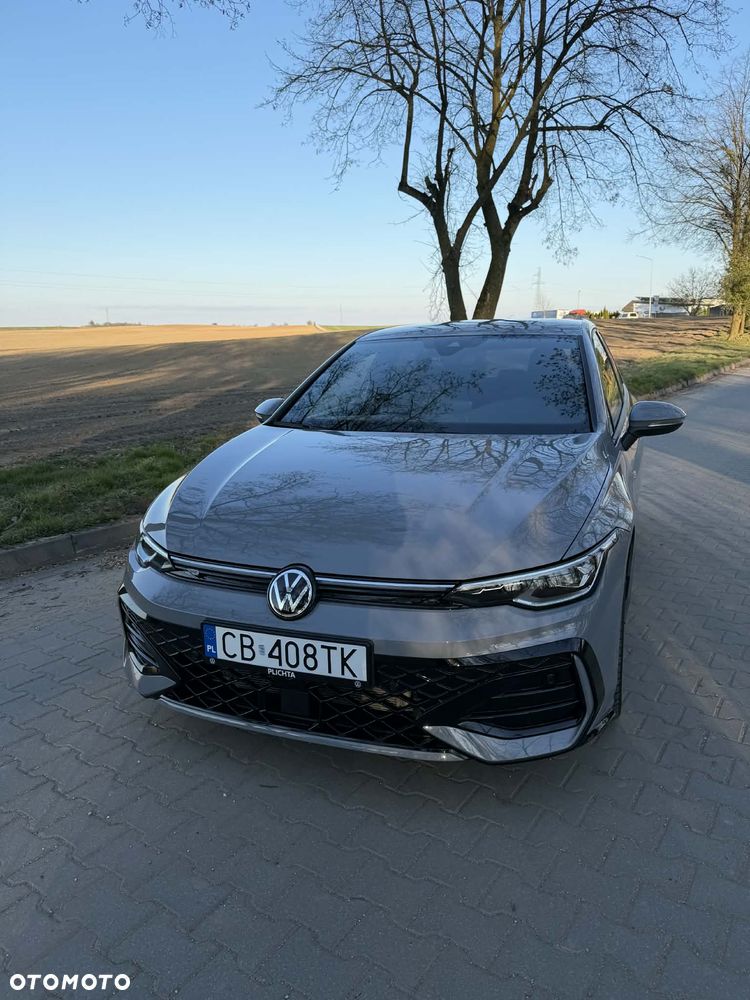 Volkswagen Golf 1.5 eTSI mHEV R-Line Plus DSG - 2